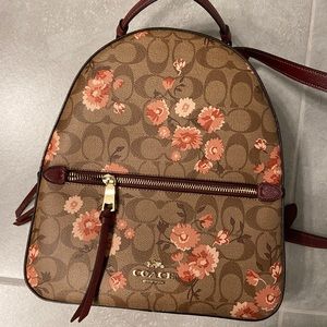 Coach 3054 Signature Prairie Daisy Jordan Backpack
